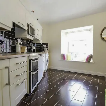Executive Studio Upstairs *