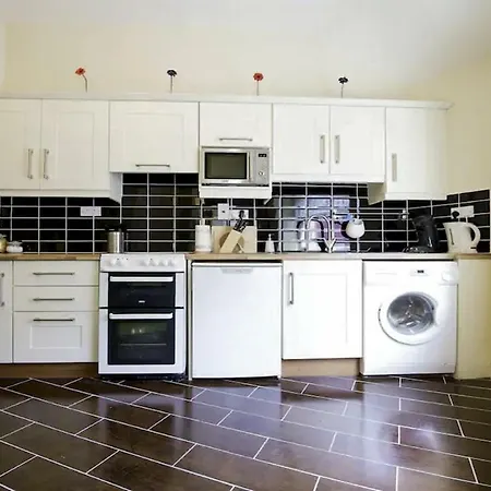 Apartment Executive Studio Upstairs